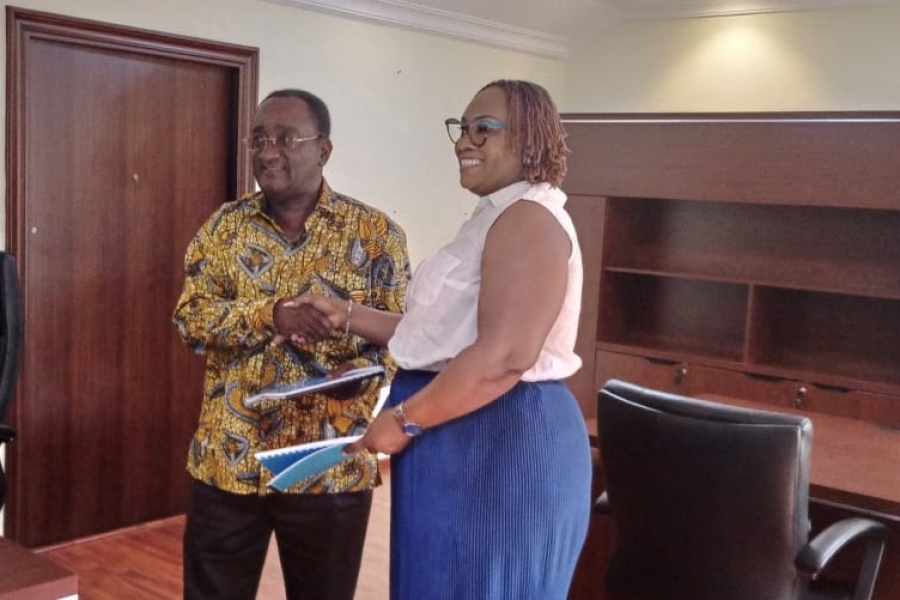 Dr. Owusu Afriyie Akoto hands over Agriculture Ministry to Hon. Mavis Hawa Koomson as Caretaker Minister